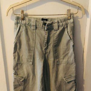 BDG Urban Outfitters skate jeans Size 27 Green